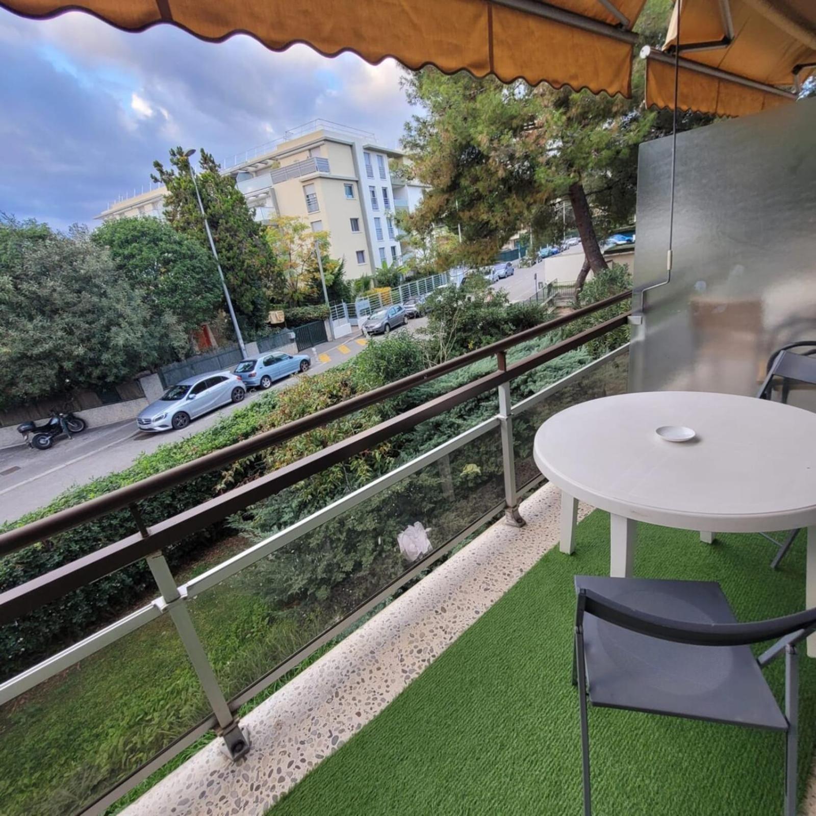 06U - Beautiful Studio In Residence - Swimming Pool And Tennis Court Saint-Laurent-du-Var Exterior photo